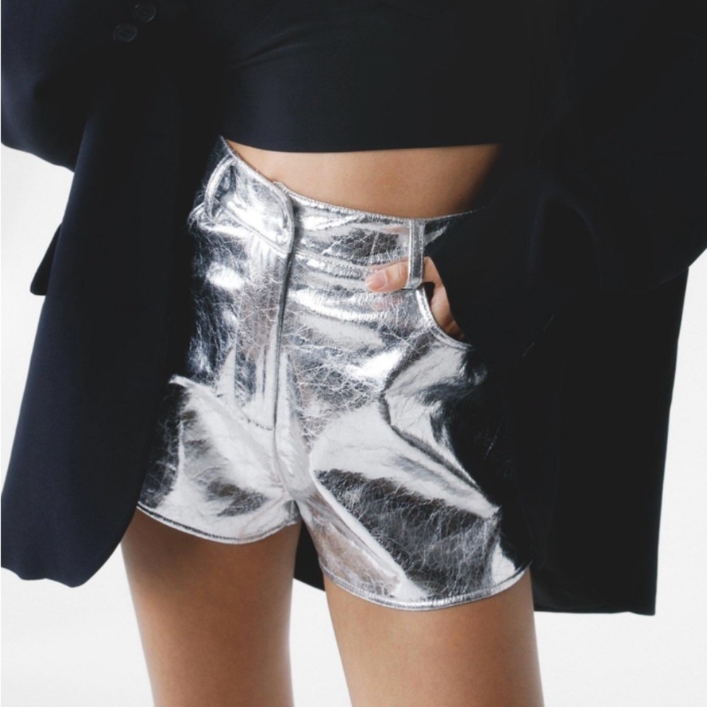 Nasty Gal Silver Crackle Shorts sz 4